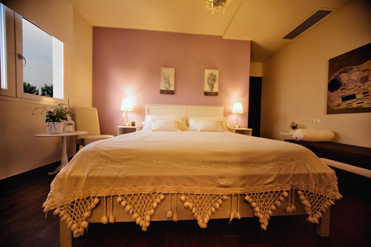 Bahita - Betty'S B&B Gabicce Mare Kültér fotó