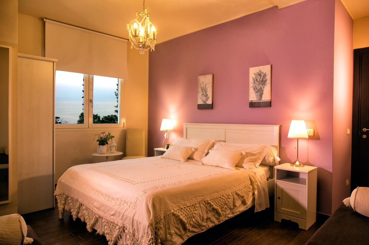 Bahita - Betty'S B&B Gabicce Mare Kültér fotó
